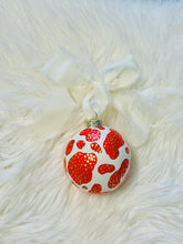 Load image into Gallery viewer, Ornament 13