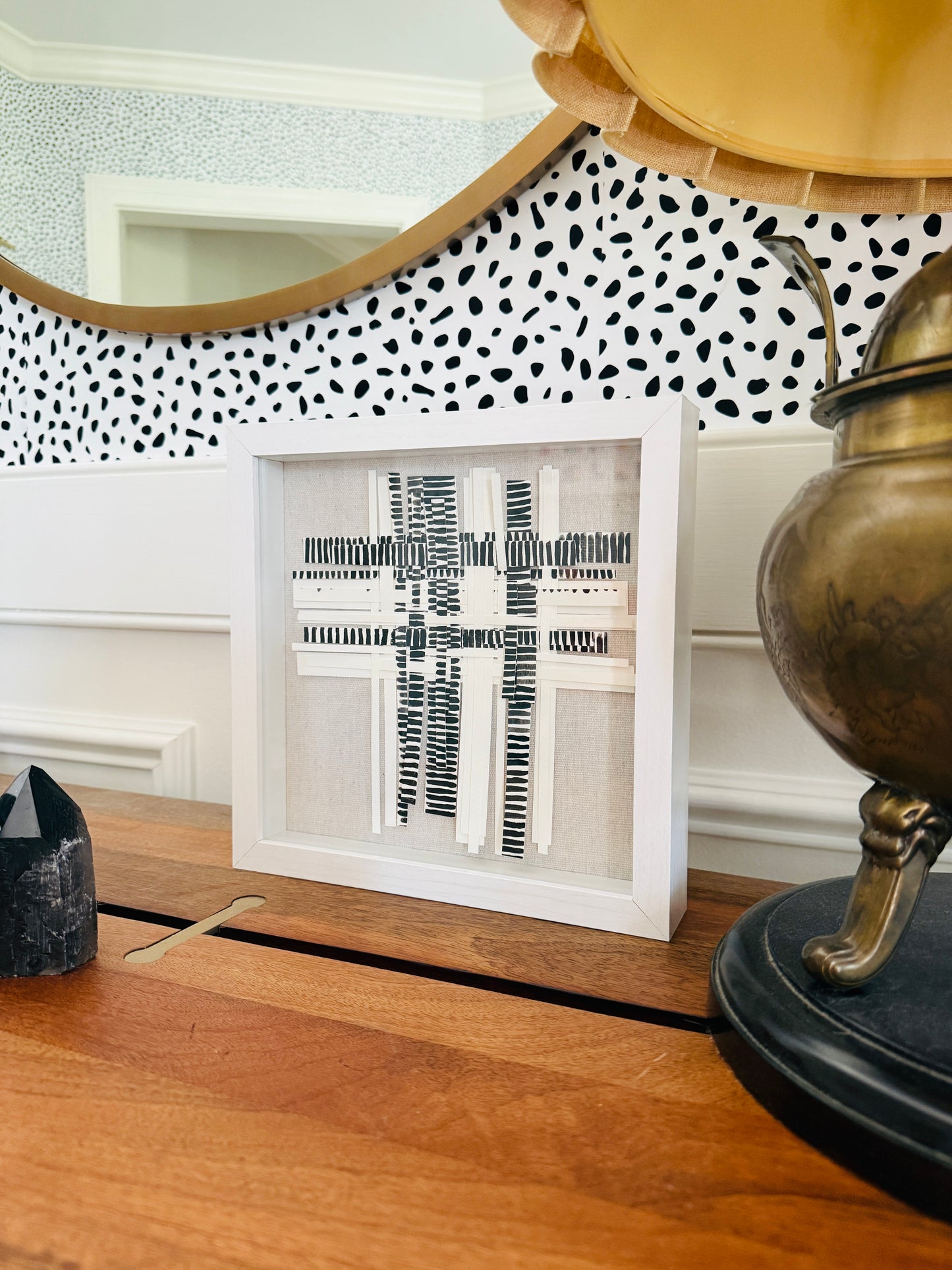 Black and White Stripe Weaving