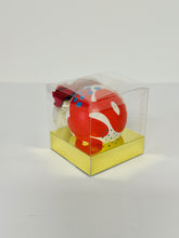 Load image into Gallery viewer, Ornament 33