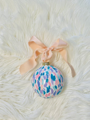 Ornament 32